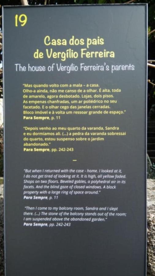 Governo'S House Melo Exteriér fotografie